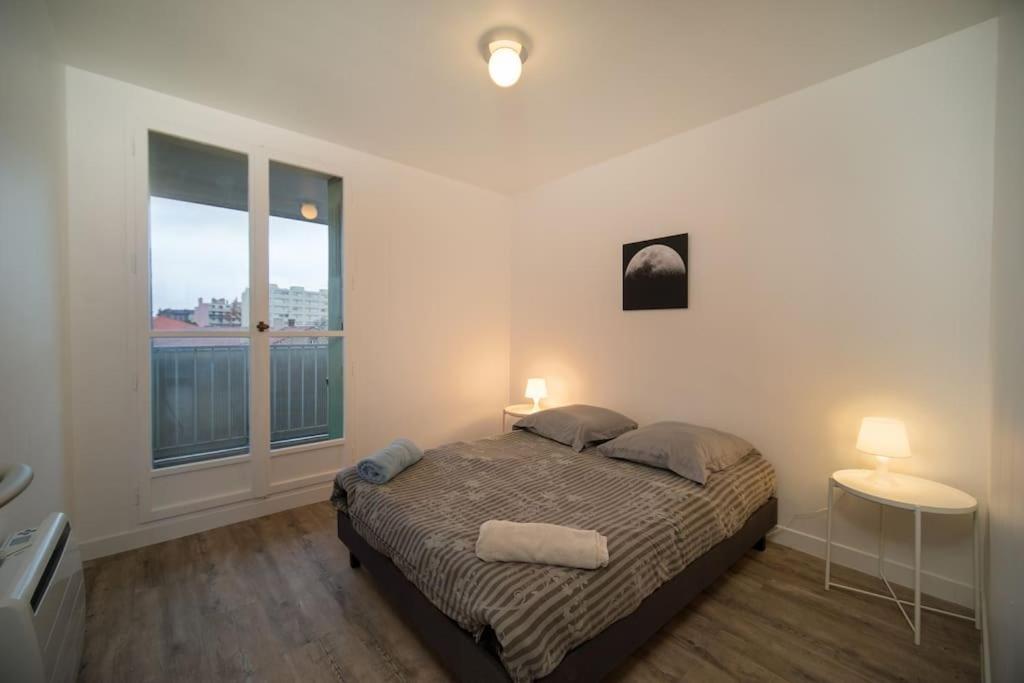 Fully Equipped Apartment Balcony Sleeps 7 Wifi Марсель Экстерьер фото